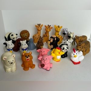 Lot Of 23 Little People Animals Including Chicken Giraffes Cows